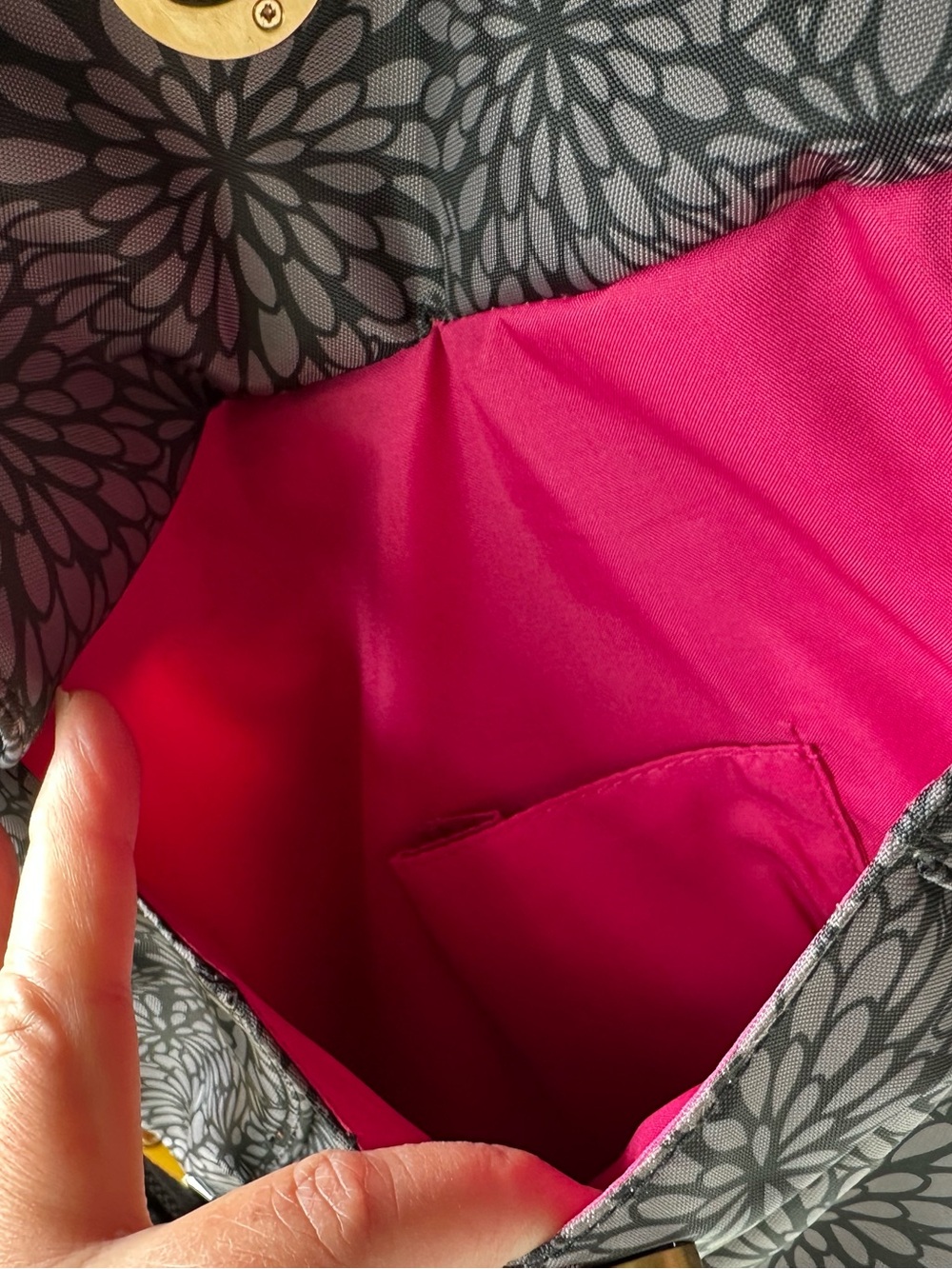 Baggalini Midnite Blossom Travel Tote - Picture 11 of 12